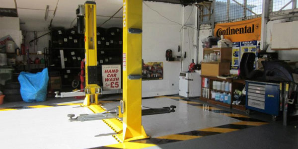 Car workshop in Wrexham