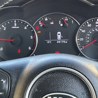 Kia Caren&rsquo;s 2 crdi isg 7 seater 