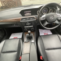 Mercedes-Benz C220 SE Cdi blue 