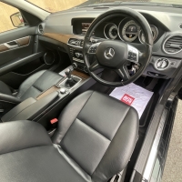 Mercedes-Benz C220 SE Cdi blue 