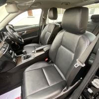 Mercedes-Benz C220 SE Cdi blue 