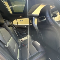 Mercedes-Benz Gla 220 AMG line prem +