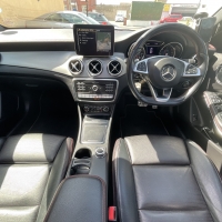 Mercedes-Benz Gla 220 AMG line prem +