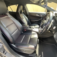 Mercedes-Benz Gla 220 AMG line prem +