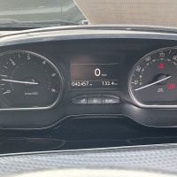 Peugeot 2008feline 6 speed manual transmission 