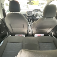 Peugeot 208 allure hdi