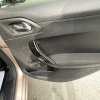 Peugeot 208 allure hdi