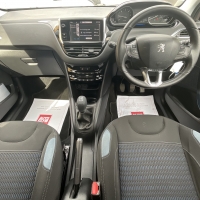 Peugeot 208 allure hdi