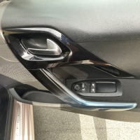Peugeot 208 allure hdi