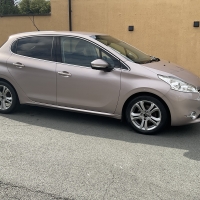 Peugeot 208 allure hdi