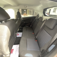 Peugeot 208 allure hdi