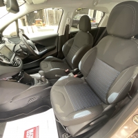 Peugeot 208 allure hdi