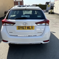 Toyota Auris touring estate sport 