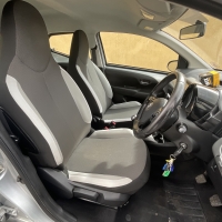 Toyota Aygo x-play manual gearbox 
