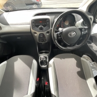 Toyota Aygo x-play manual gearbox 